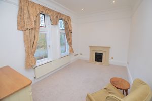 Living Area- click for photo gallery